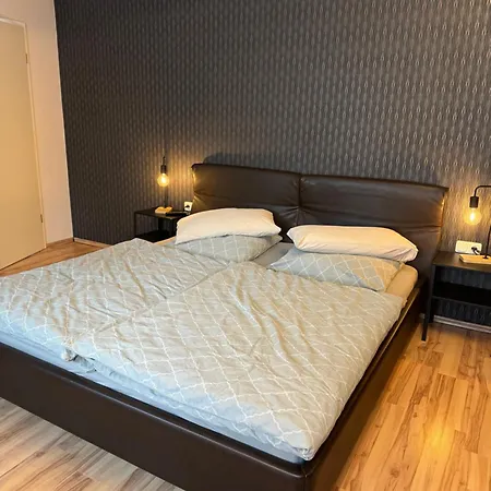 Gisela Apartment
